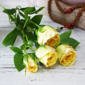 Petite Rose Artificielle
